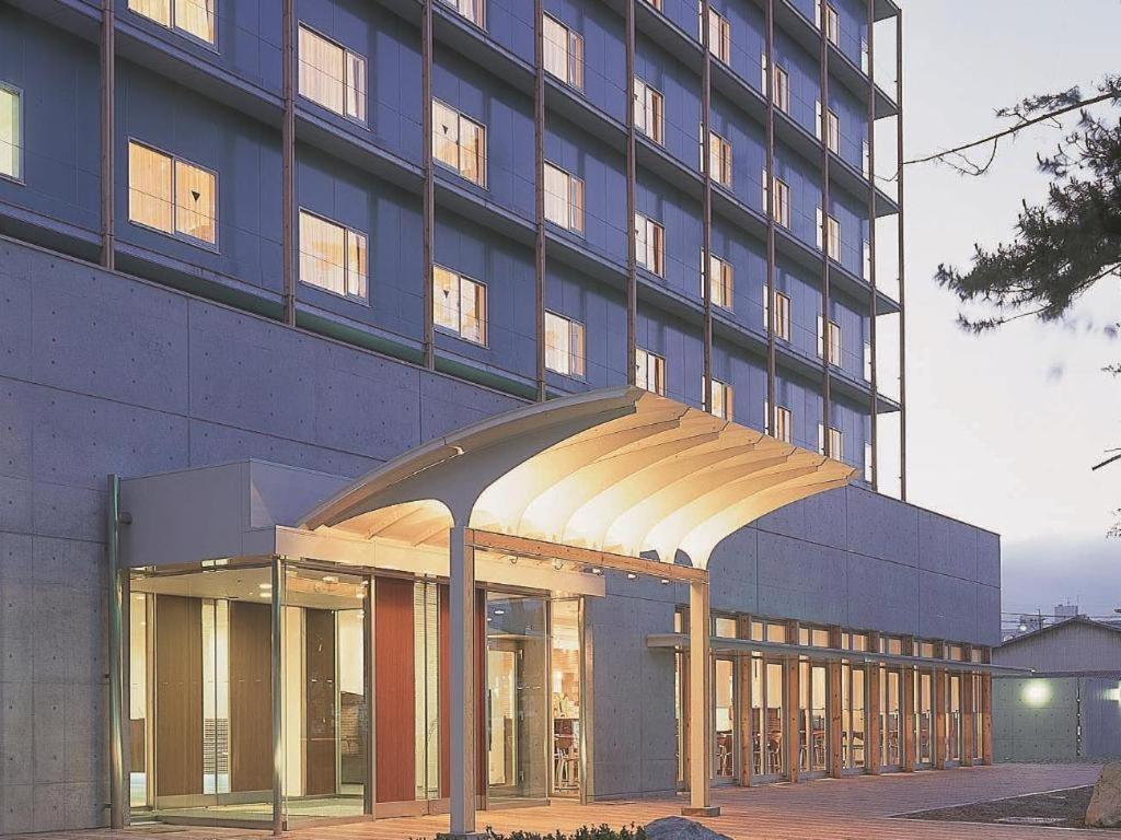 Ou Hotel يوناغو المظهر الخارجي الصورة